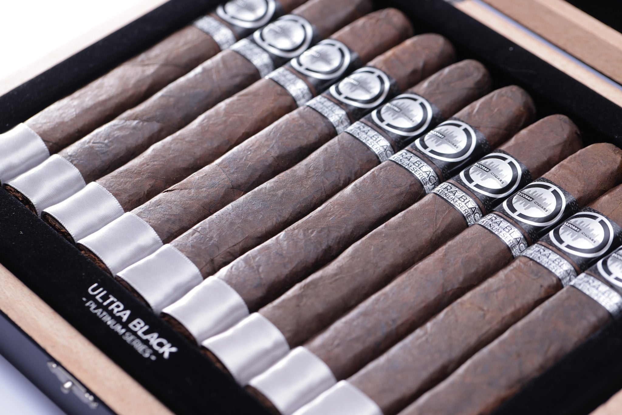 How to Properly Store Your Cigars